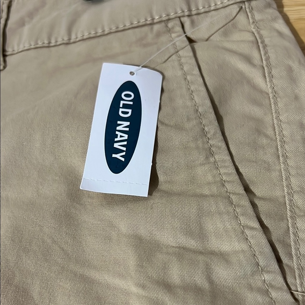 NWT Old Navy Women's High Rise Shorts - Tan - Picture 3 of 5